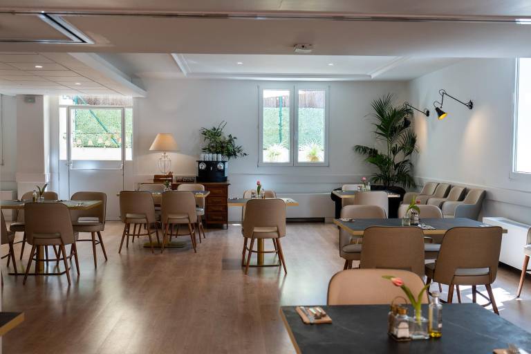 Tres Torres Atiram Hotel — photo 3