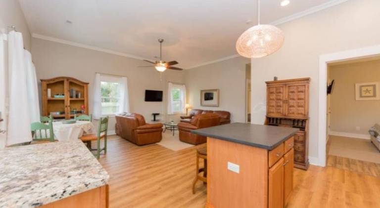 House with 2 rooms for 4 persons — photo 2