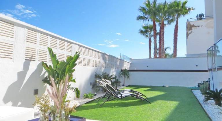 Villa with pool | Pets allowed — photo 4