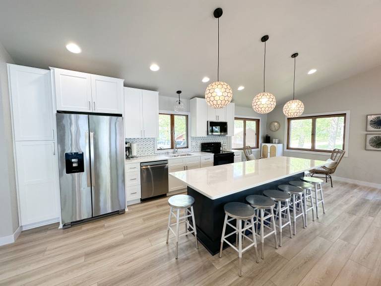 House  Detroit Lakes