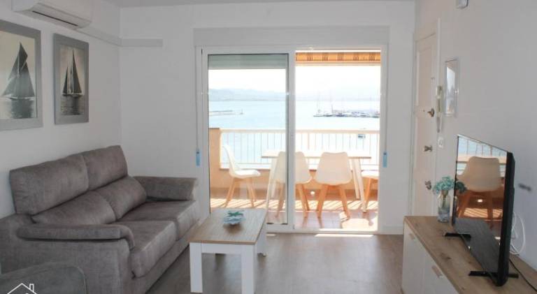 Apartment with pool — photo 2