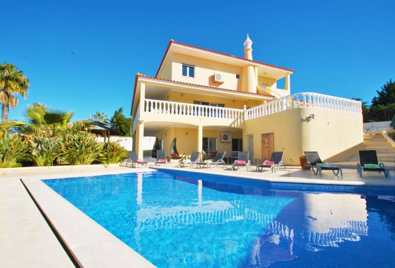 Fully equipped villa with terrace, private pool & barbecue | Dogs allowed — photo 3