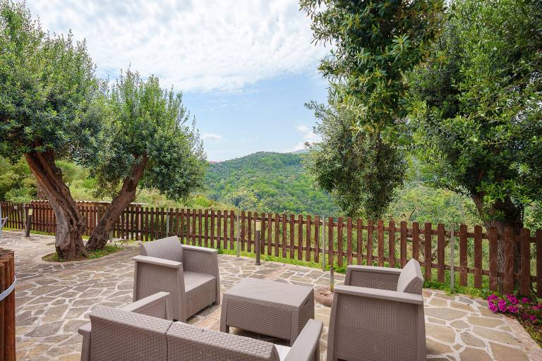 Villa 'Ginestra Con Jacuzzi' with Mountain View, Wi-Fi and Air Conditioning — photo 3
