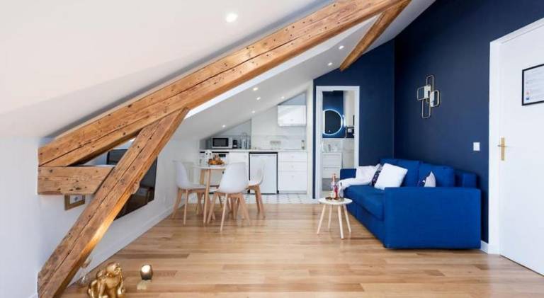 Holiday apartment with 1 room for 4 persons in Poissy