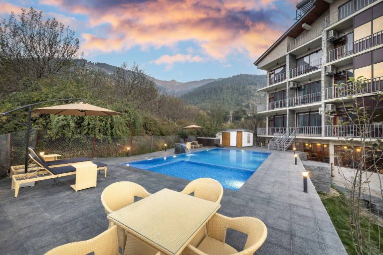 Resort  Prini