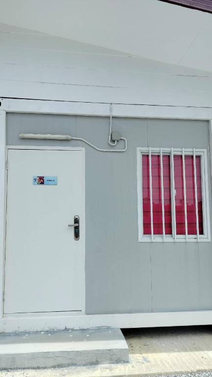 200 m² Hütte