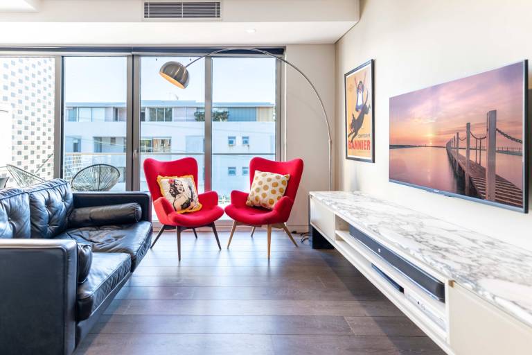 Comfy 1 Bed Apartment in Perfect Location