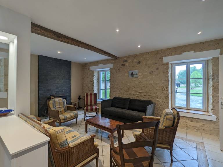 Cottage with barbecue — photo 3