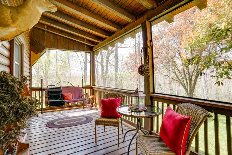 Cabin  Luray
