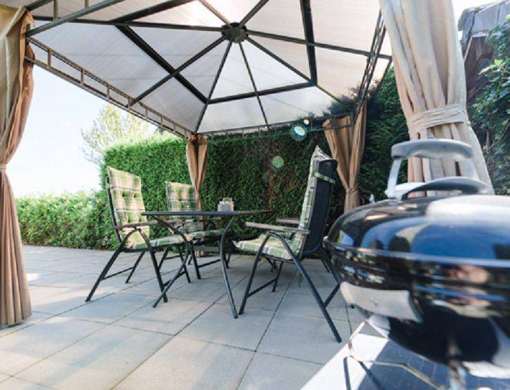 Holiday apartment with patio, yard & BBQ | Mountain view — photo 4