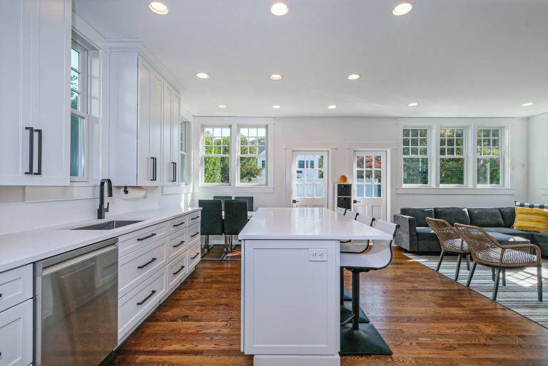 House  New Rochelle