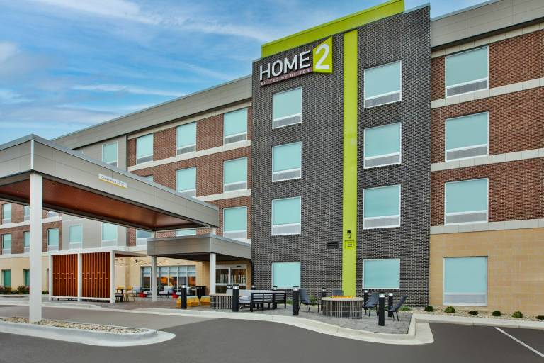 Home2 Suites by Hilton Grand Rapids Northeast — photo 5