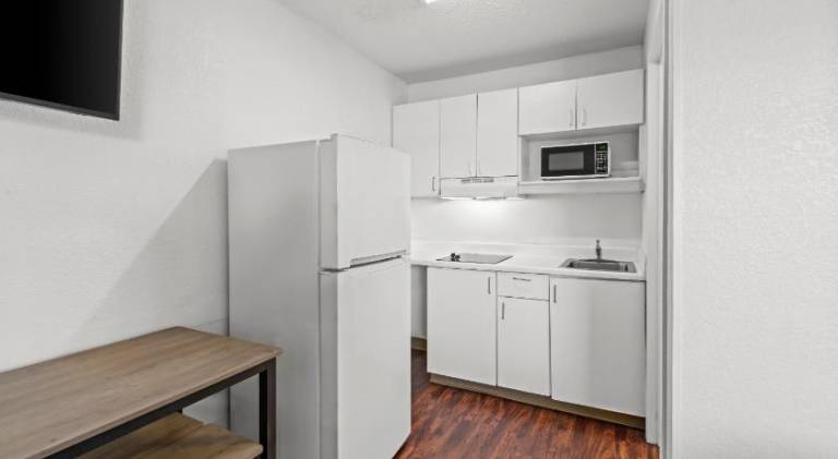 Birch Hill Suites Kansas City Independence, MO — photo 3