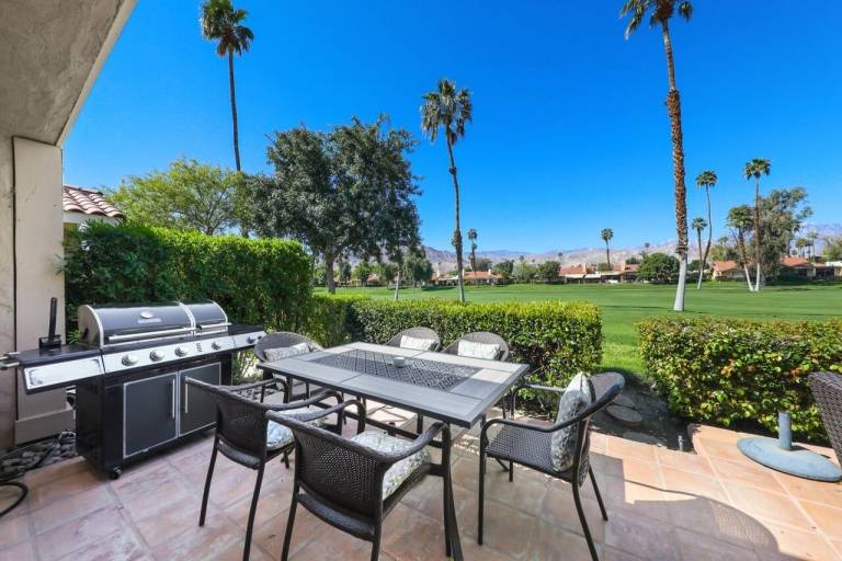 Rancho Mirage, CA Vacation Rentals from 137 Hometogo