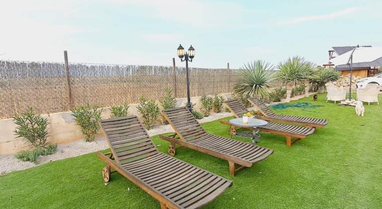 Vacation home with terrace, private pool & barbeque — photo 4