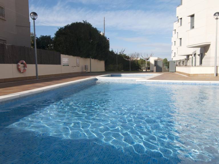 Spectacular apartment with pool and parking in L'Escala in L'Escala
