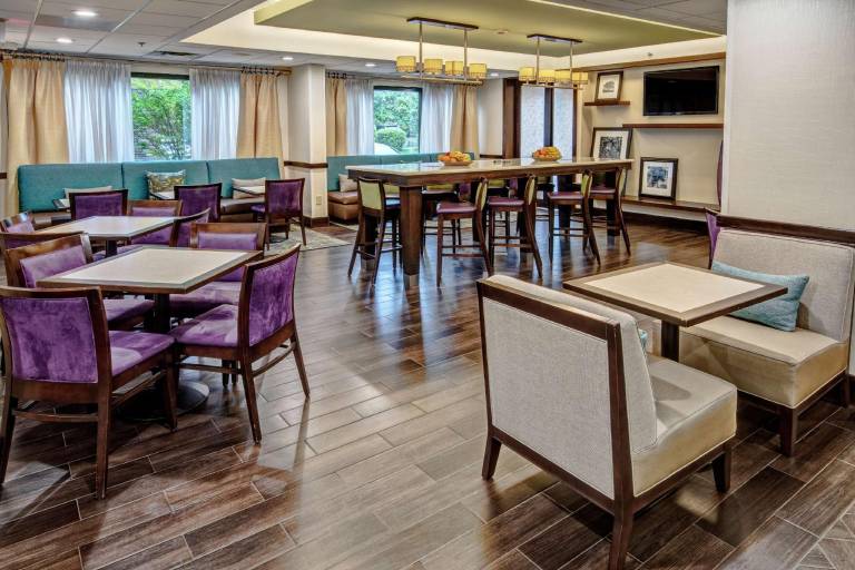 Hampton Inn Dumfries — photo 2
