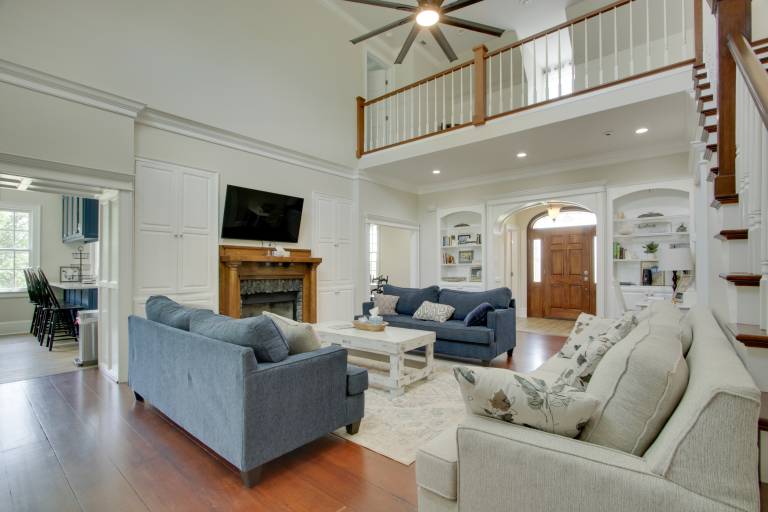 Spacious Rural Getaway in Lexington w/ Deck! — photo 2