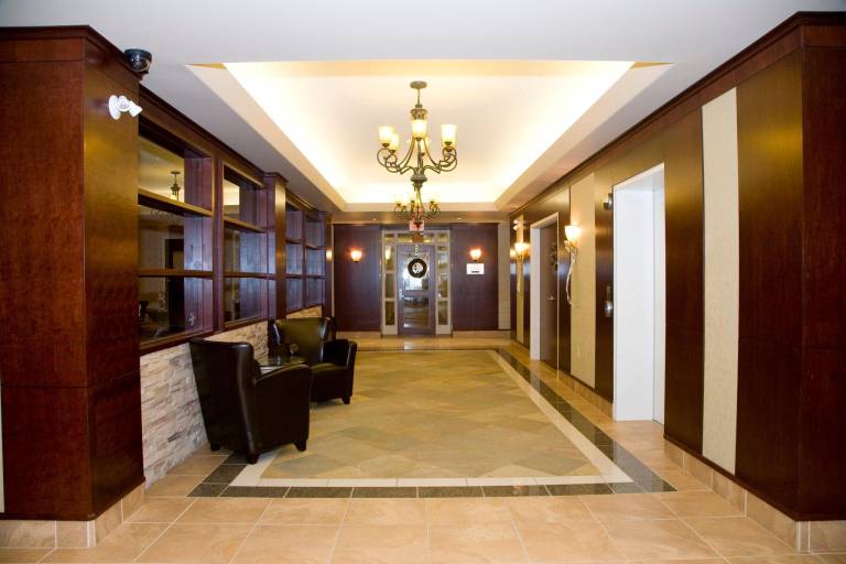 Holiday Inn & Suites Lloydminster By IHG — photo 3