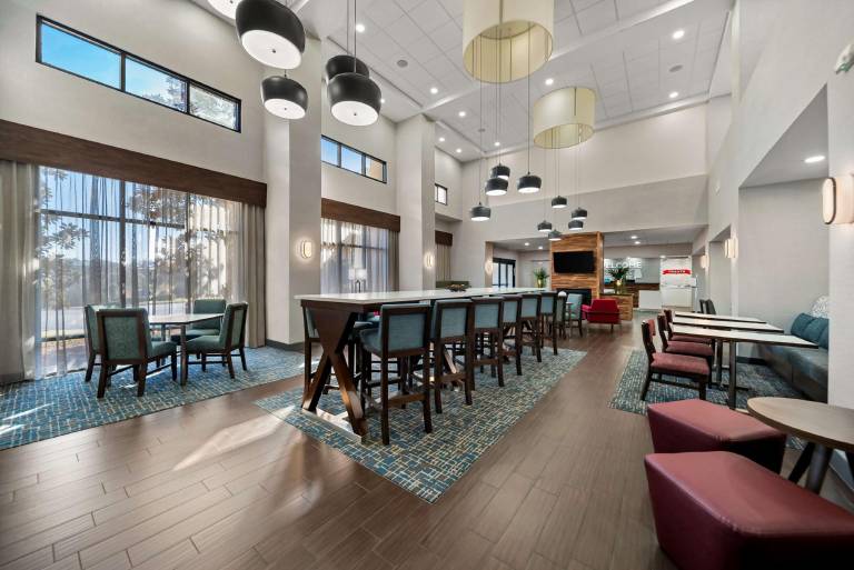 Hampton Inn & Suites Opelika-I-85-Auburn Area — photo 2