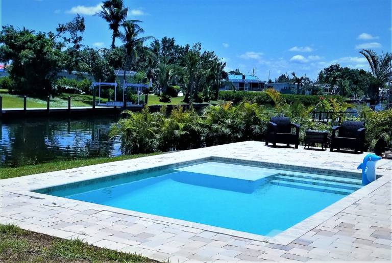 Beautiful house with terrace, BBQ & private pool | Garden view | Pets are welcome in Port Charlotte, FL