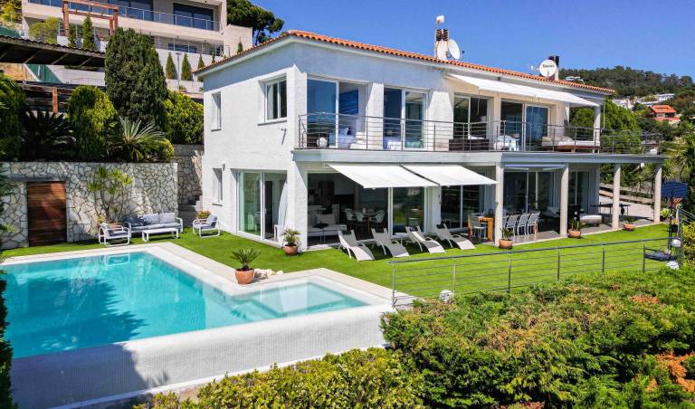 Villa  Santa María de Llorell