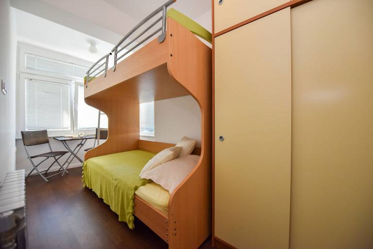 Two bedroom apartment with balcony and sea view Mandre, Pag (A-23187-d) — photo 5