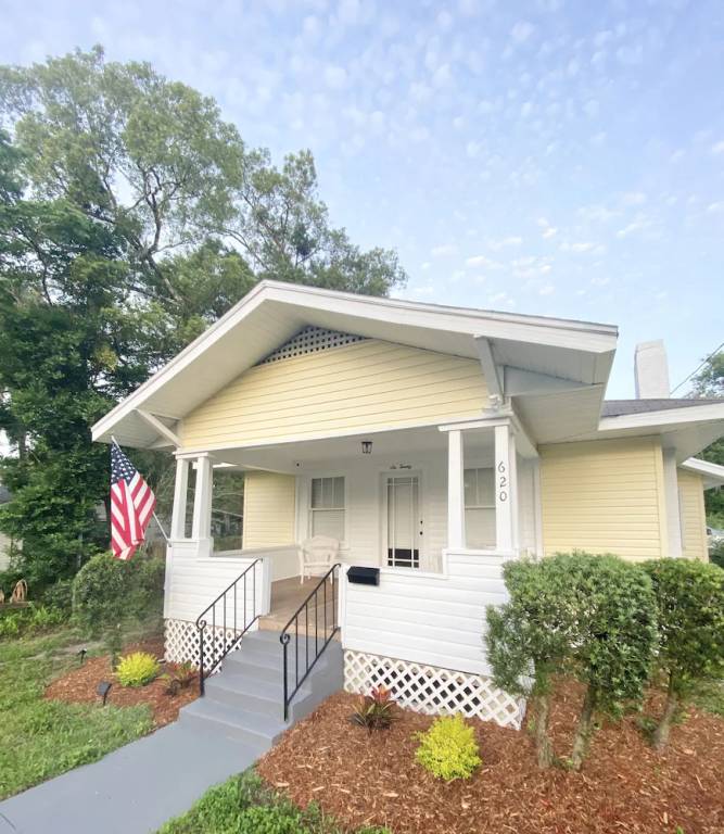 House  DeLand