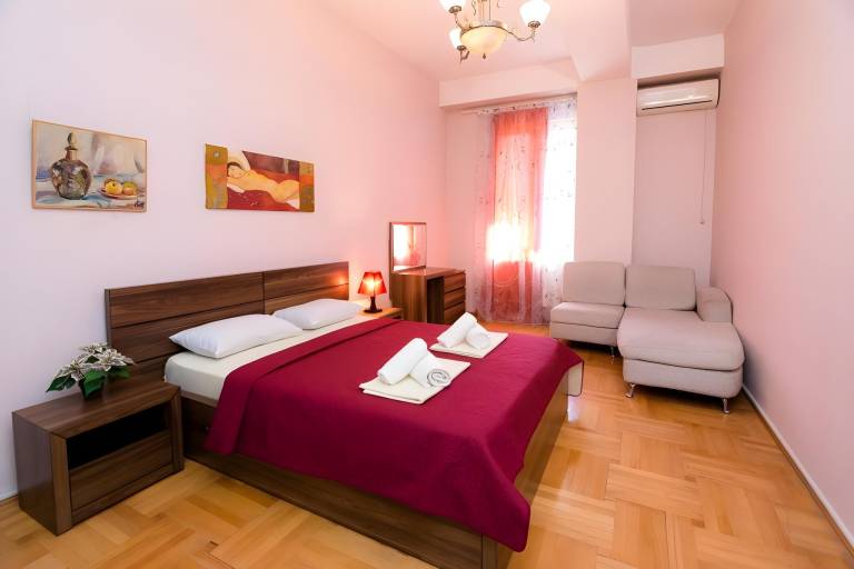 House with 2 rooms for 6 persons — photo 2