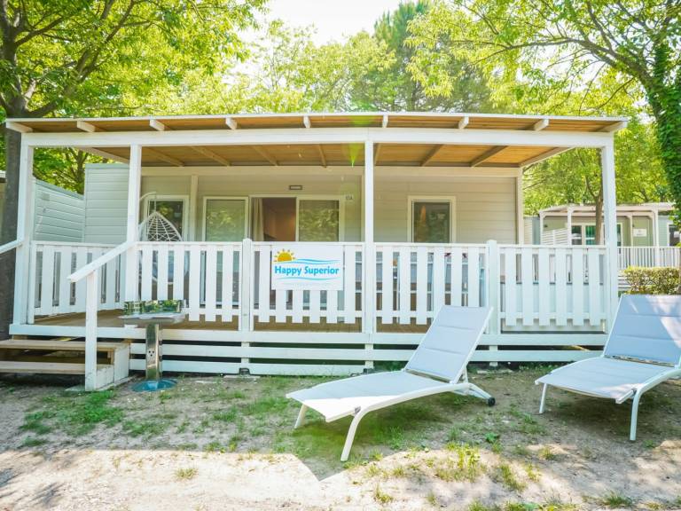 Vacation home with yard, pool & patio — photo 2