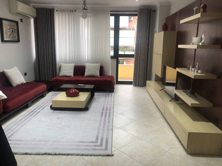 Laureta Apartment