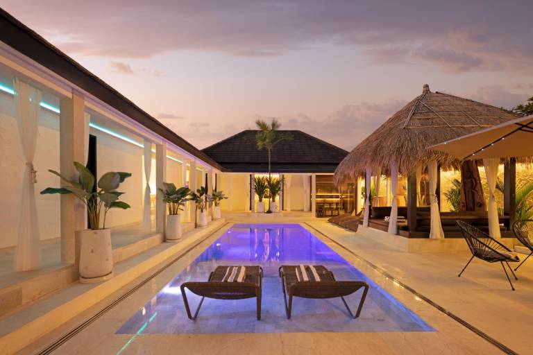 Villa with private pool, sauna & terrace | Perfect for remote work | Pets allowed — photo 3