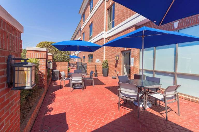 Holiday Inn Express Leland Wilmington Area by IHG