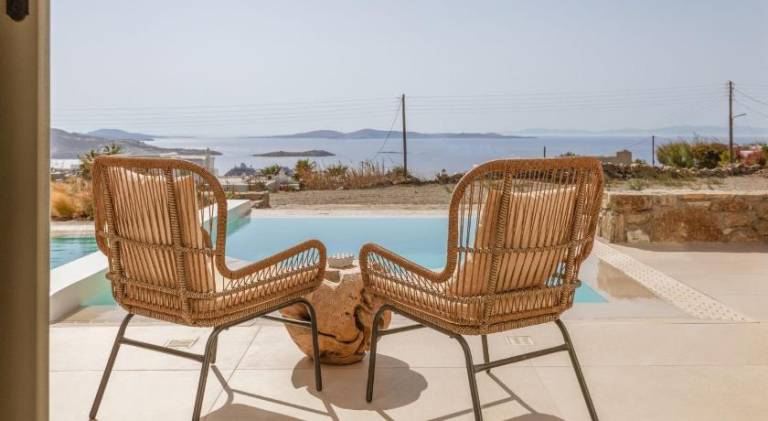Lovely serviced apartment with garden, terrace & pool | Dogs allowed in Mykonos