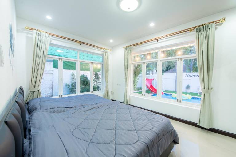 Pleasant villa with private pool, barbeque & terrace | Pet-friendly — photo 2