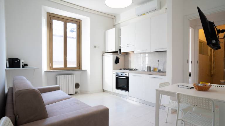 Rental apartment | Near Milano Centrale railway station | City view in Milan