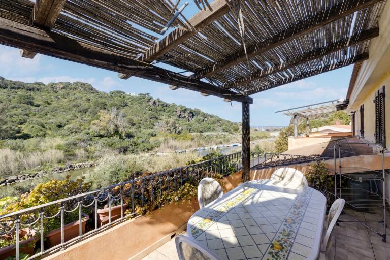 Holiday apartment with terrace — photo 5