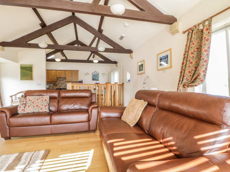 Cottage with garden & terrace — photo 4