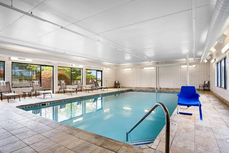 Comfort Inn Cadillac — photo 4