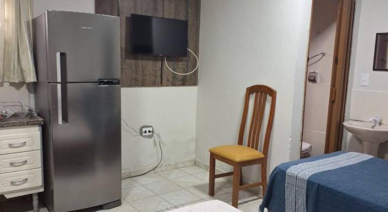 Kitnet, com tv, wifi — photo 5