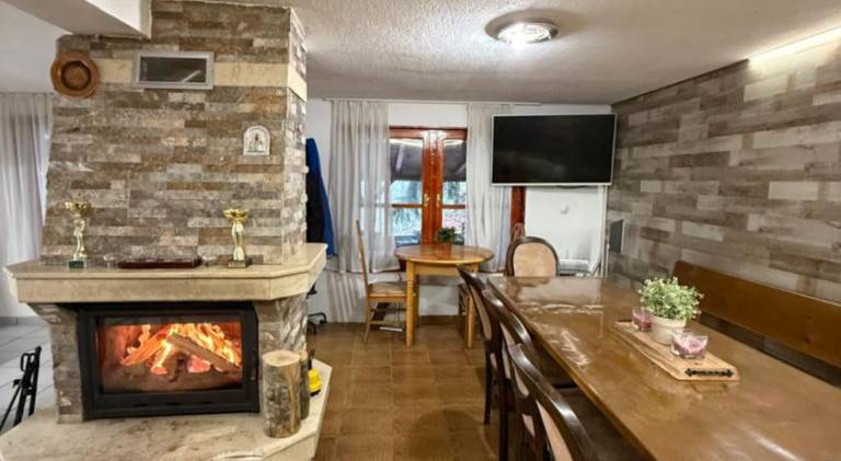 Villa with 5 rooms for 12 persons — photo 2