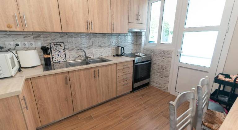 Beautiful holiday apartment with yard & terrace | Close to the beach | Pets are welcome — photo 5