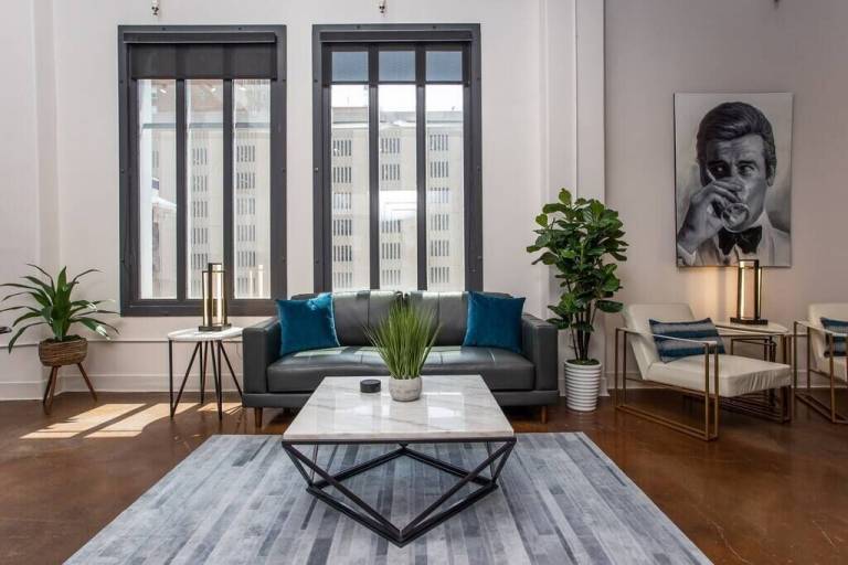 Apartment Sundance Square