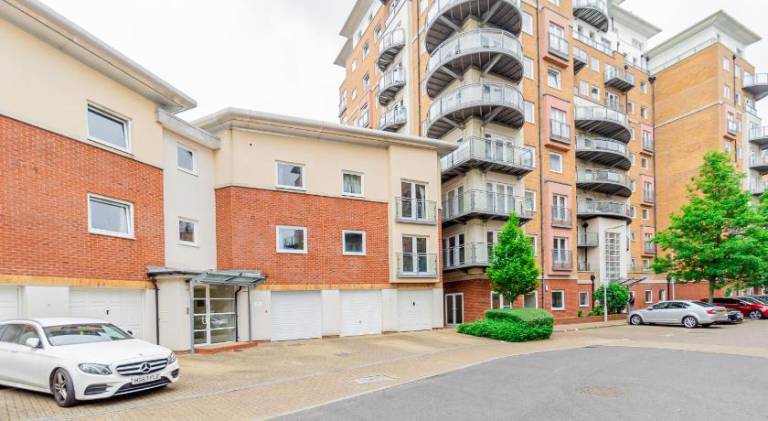 Rental apartment with 2 rooms for 5 persons — photo 4