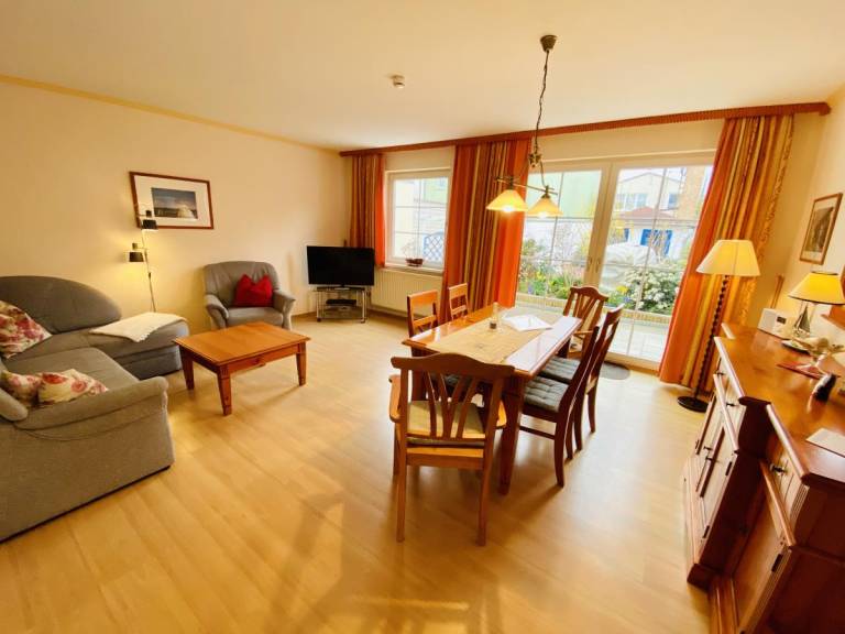 Vacation home with terrace — photo 3