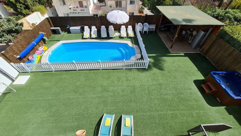 Stunning Villa Paraíso with Pool, Hot Tub, Wi-Fi & Air Conditioning — photo 2