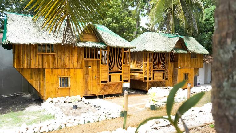Vacation home | Suitable for remote work in Moalboal