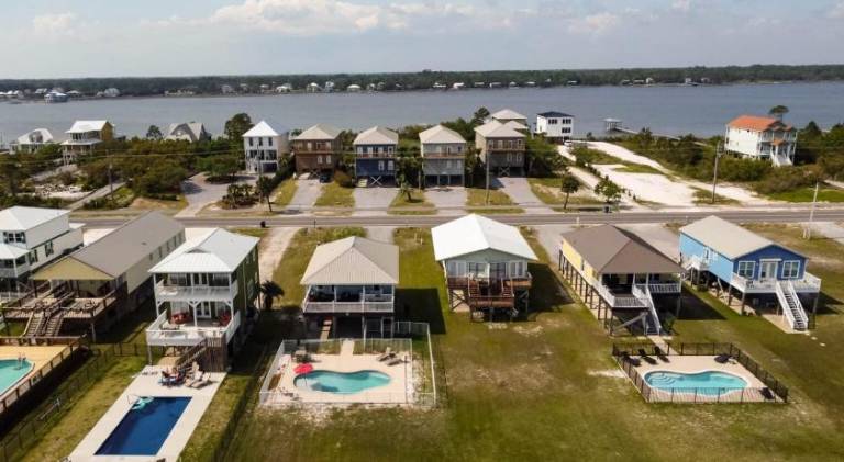 Wonderful vacation home with pool | Close to the beach | Pet-friendly — photo 4