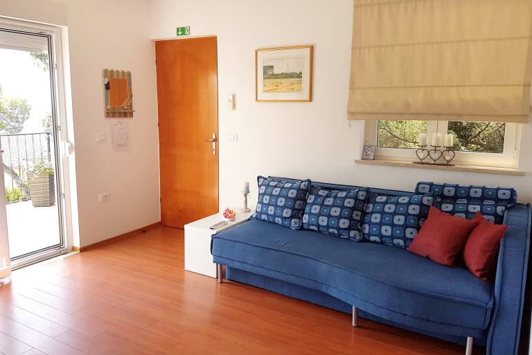 One bedroom apartment with terrace and sea view Rovinj (A-3373-b) — photo 2