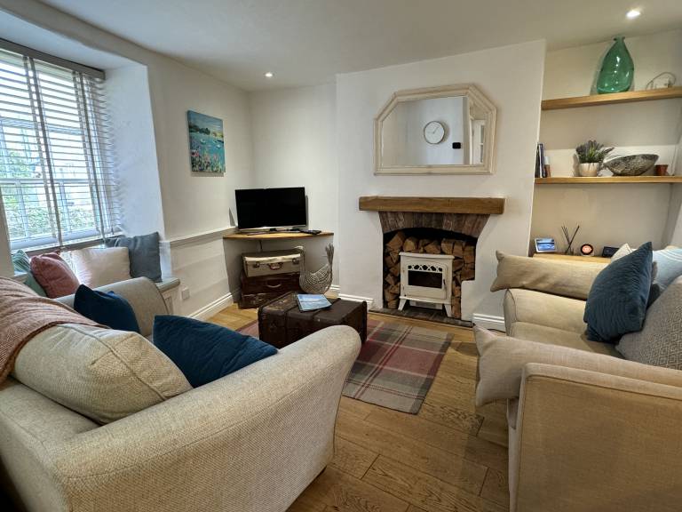 Child-friendly lovely cottage | City view | Pets allowed in Dartmouth